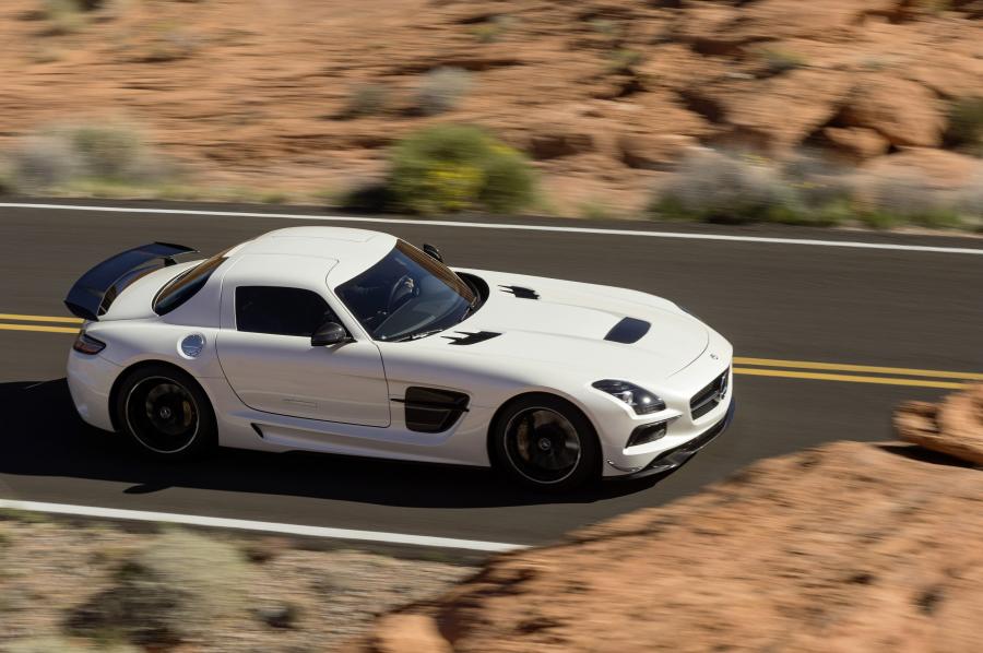  Mercedes-Benz SLS AMG Coupe Black Series 2014 года  (фото 17 из 23)